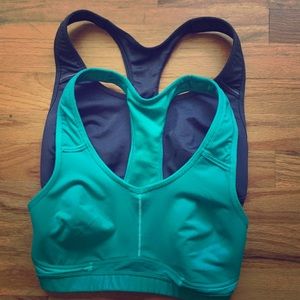 Set of 2 Hulabraloo bras from Athleta. Size 32D